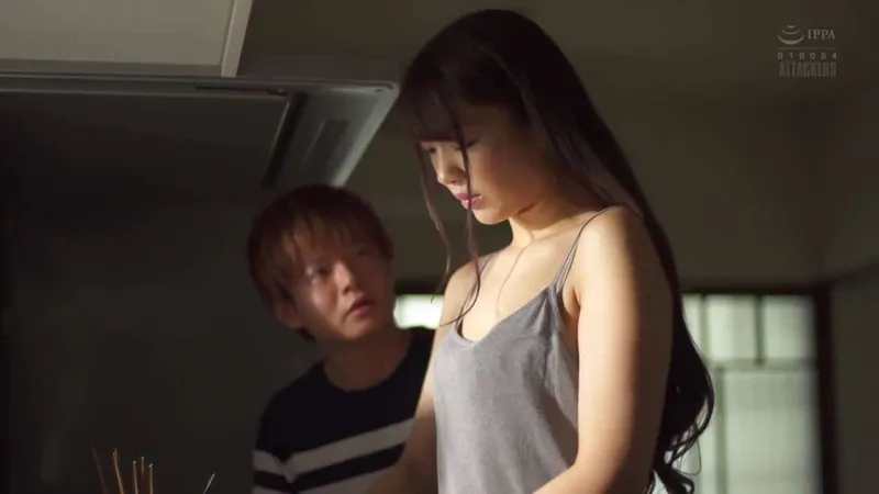 Người tình của chị gái quan hệ cô em cô vợ đang đau lòng vì thất tình