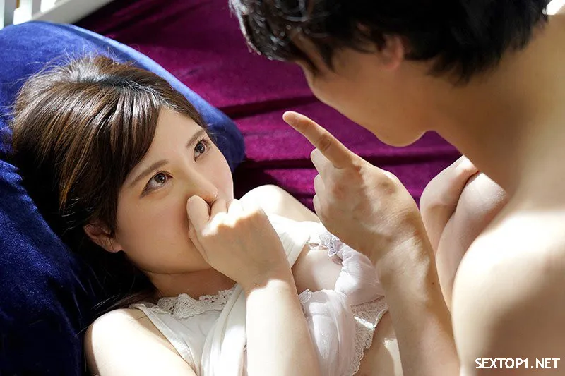 Dẫn bạn về nhà, bị bạn xxx luôn người vợ của mình