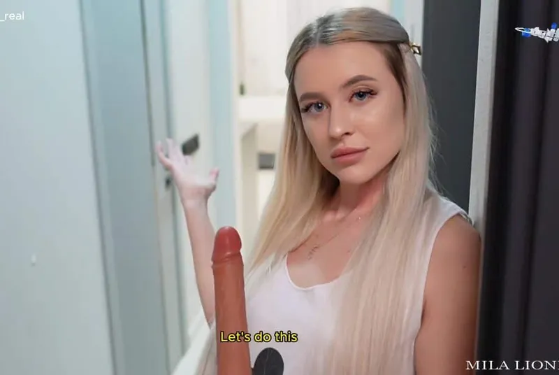 Giao buồi giả chất lượng kém, anh shipper phải trả nợ bằng buồi thật